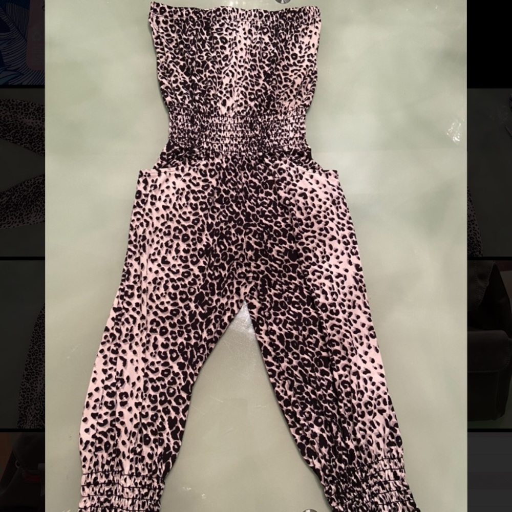 One piece leopard print